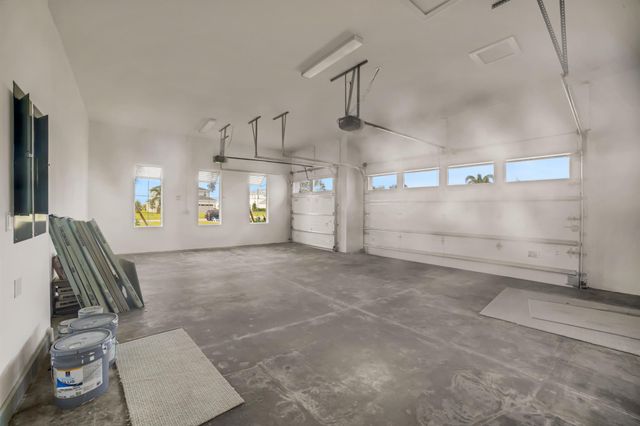 20161 SE Bridgewater Drive, Jupiter, FL 33458