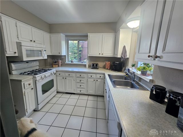 900 Lawn Avenue, Hamilton, OH 45013