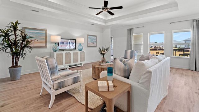 192 W Farm Owl Drive, Freeport, FL 32439