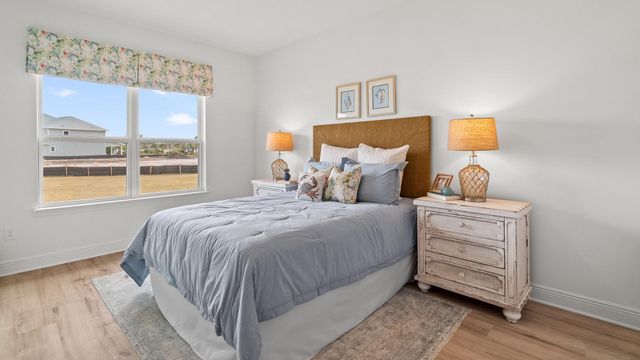 192 W Farm Owl Drive, Freeport, FL 32439