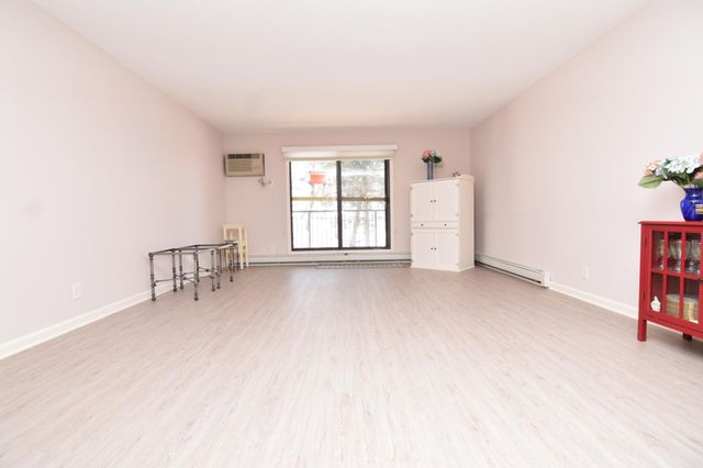 5697 Green Circle Drive 208, Hopkins, MN 55343