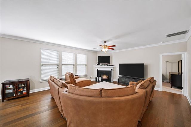 1425 Buckskin Trail, Suwanee, GA 30024