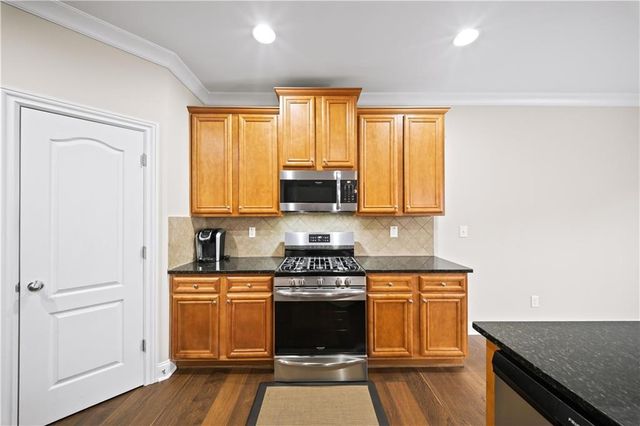 1425 Buckskin Trail, Suwanee, GA 30024