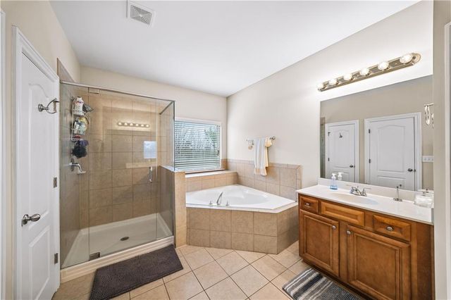 1425 Buckskin Trail, Suwanee, GA 30024