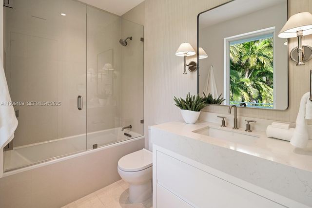 6021 SW 86th St, South Miami, FL 33143