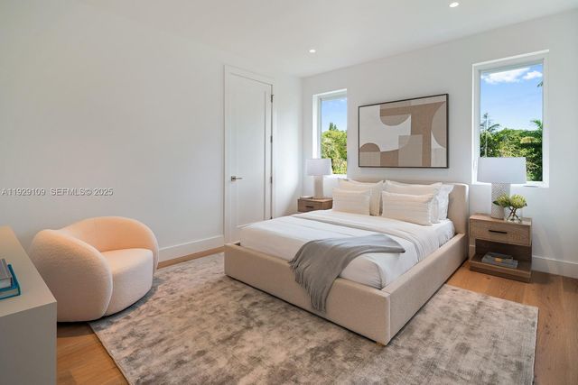 6021 SW 86th St, South Miami, FL 33143