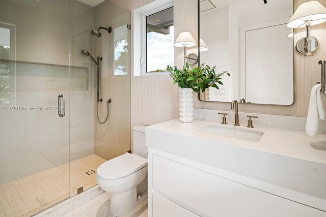 6021 SW 86th St, South Miami, FL 33143