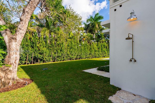 6021 SW 86th St, South Miami, FL 33143