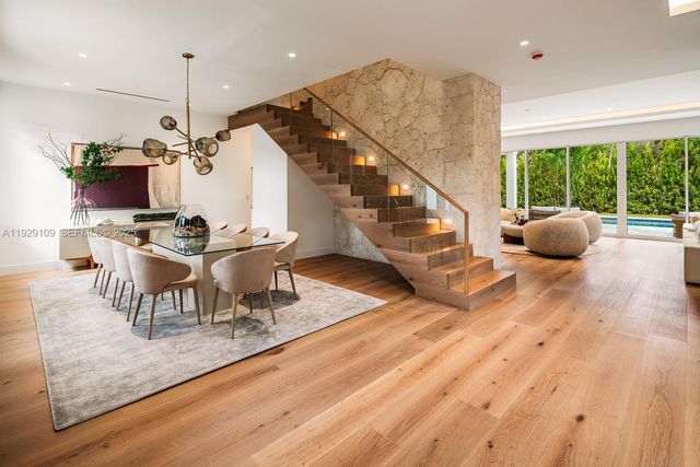 6021 SW 86th St, South Miami, FL 33143