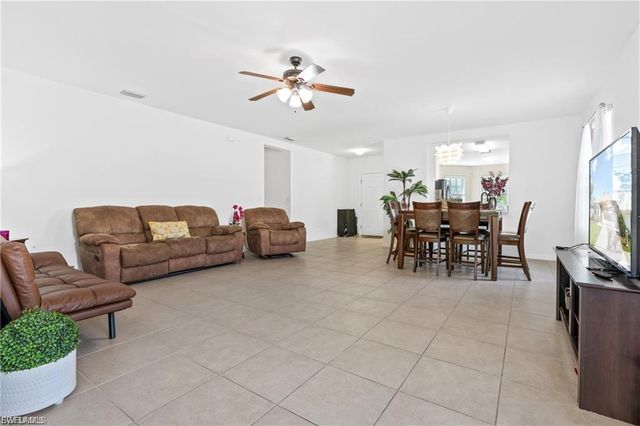 8231 Gopher Tortoise TRL, Lehigh Acres, FL 33972