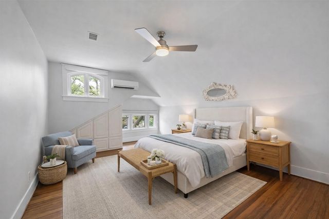 3404 Audubon Place, Houston, TX 77006