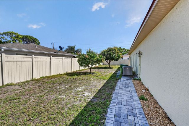 2724 TEMPLE STREET, Sarasota, FL 34239