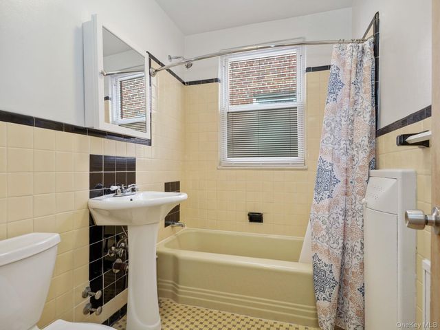 4450 Matilda Avenue, Bronx, NY 10470