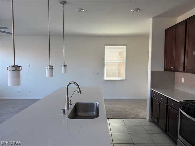 5838 Holbeche Street, Las Vegas, NV 89113