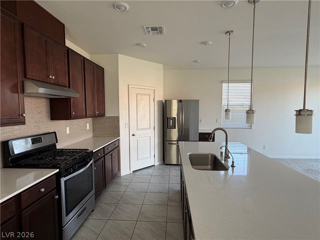 5838 Holbeche Street, Las Vegas, NV 89113