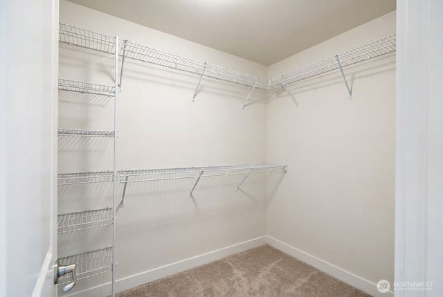 17252 NE 119th Way, Redmond, WA 98052