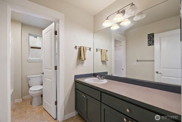 17252 NE 119th Way, Redmond, WA 98052