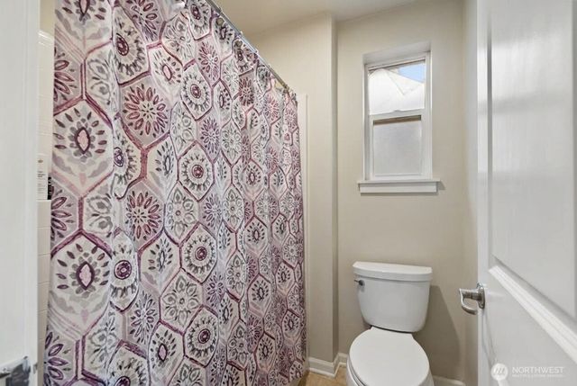 17252 NE 119th Way, Redmond, WA 98052