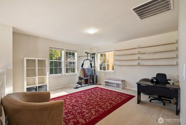 17252 NE 119th Way, Redmond, WA 98052