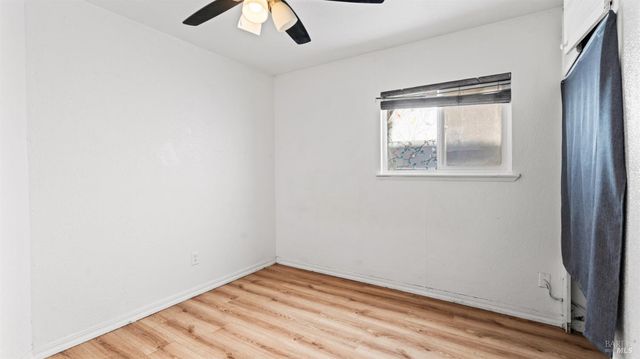 105 Phelan Ave, Vallejo, CA 94590