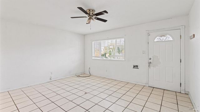 105 Phelan Ave, Vallejo, CA 94590