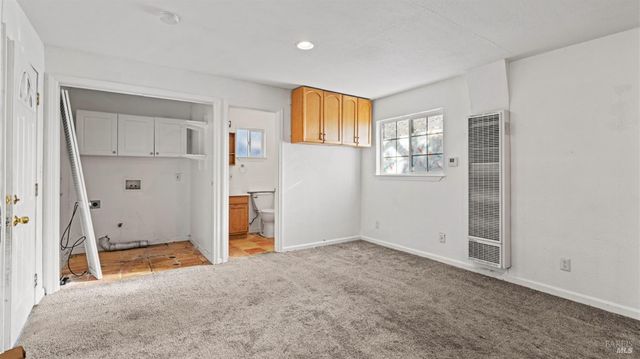 105 Phelan Ave, Vallejo, CA 94590