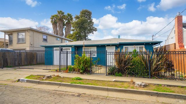105 Phelan Ave, Vallejo, CA 94590