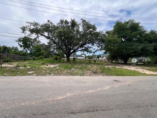 1101 Danube Street, Houston, TX 77051