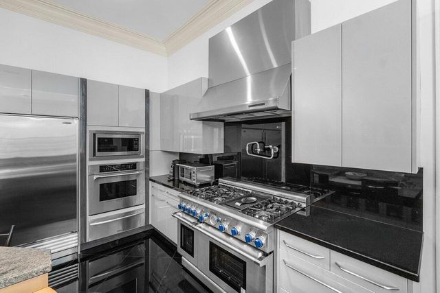 7172 Valencia Drive, Boca Raton, FL 33433