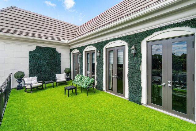 7172 Valencia Drive, Boca Raton, FL 33433