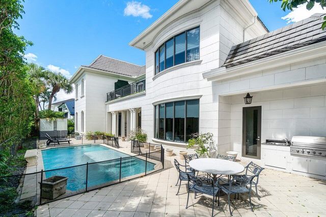 7172 Valencia Drive, Boca Raton, FL 33433