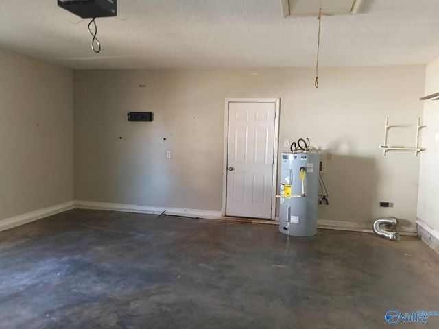 217 Falcon Ridge Drive, Huntsville, AL 35811