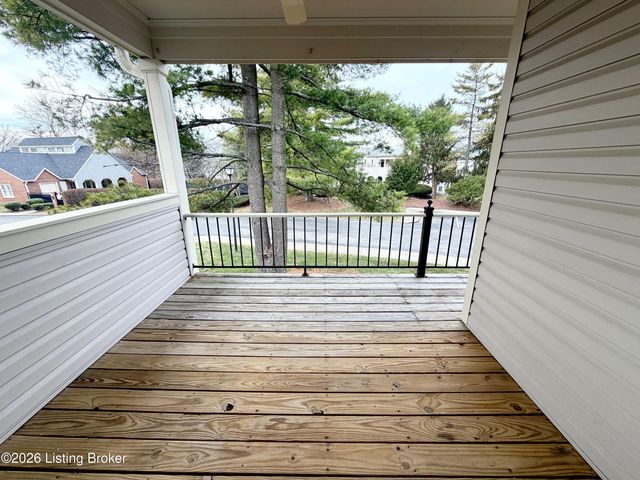 749 Yorkwood Pl, Louisville, KY 40223