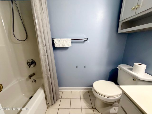 749 Yorkwood Pl, Louisville, KY 40223