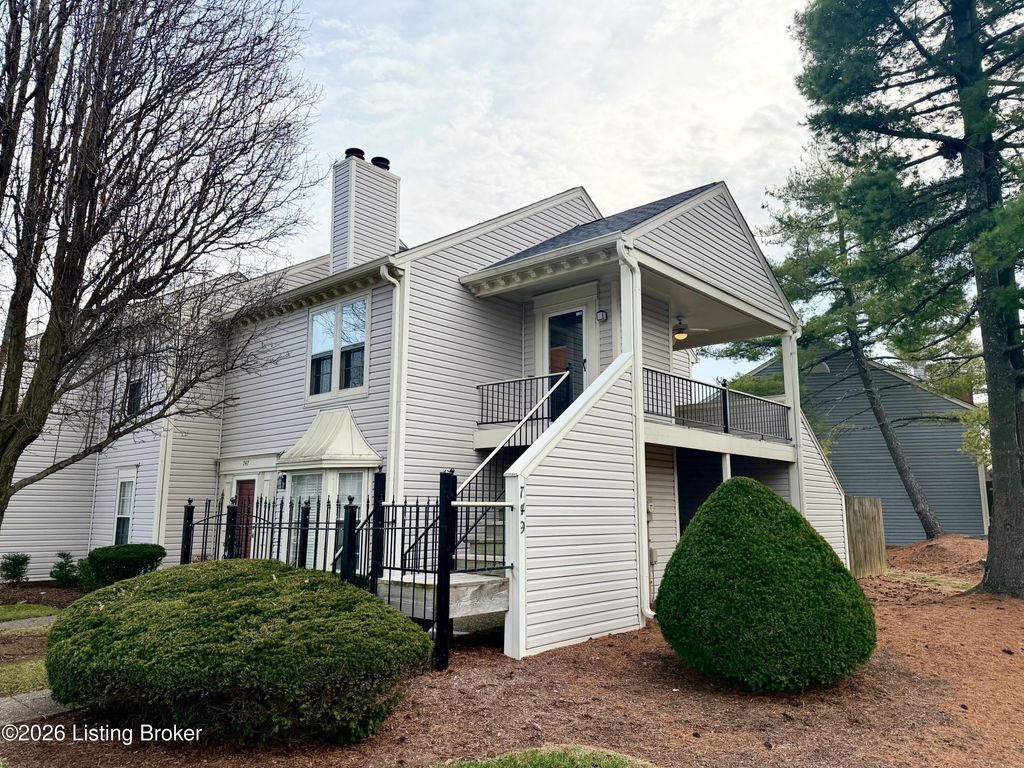749 Yorkwood Pl, Louisville, KY 40223