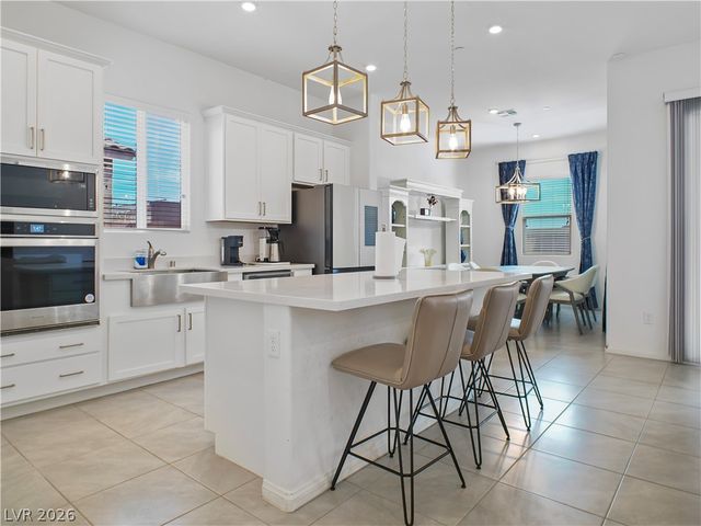 415 Hellebores Avenue, North Las Vegas, NV 89084