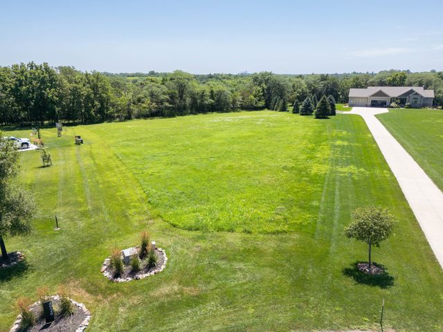 4922 Cedar Lane, Winterset, IA 50273