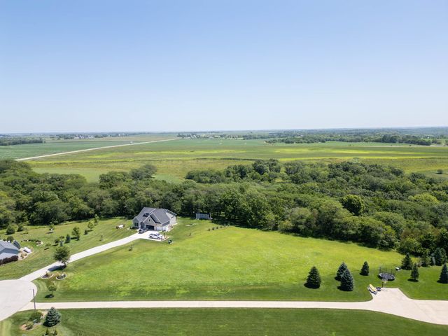 4922 Cedar Lane, Winterset, IA 50273