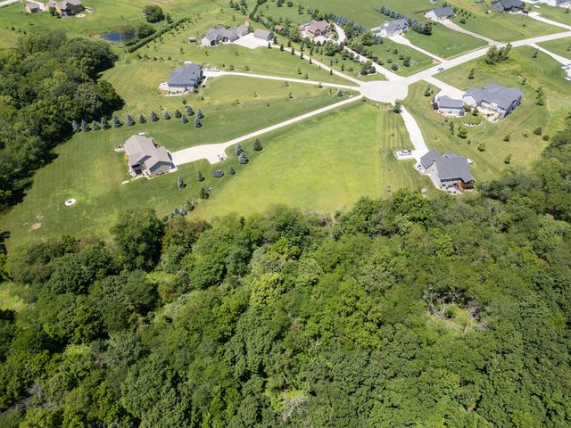 4922 Cedar Lane, Winterset, IA 50273