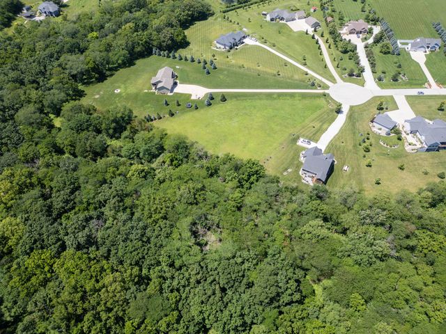 4922 Cedar Lane, Winterset, IA 50273