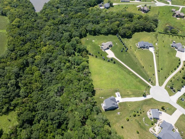 4922 Cedar Lane, Winterset, IA 50273