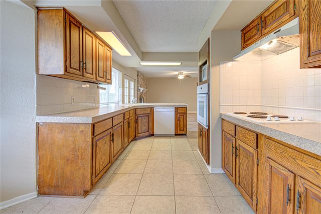 12103 Alston Drive, Meadows Place, TX 77477