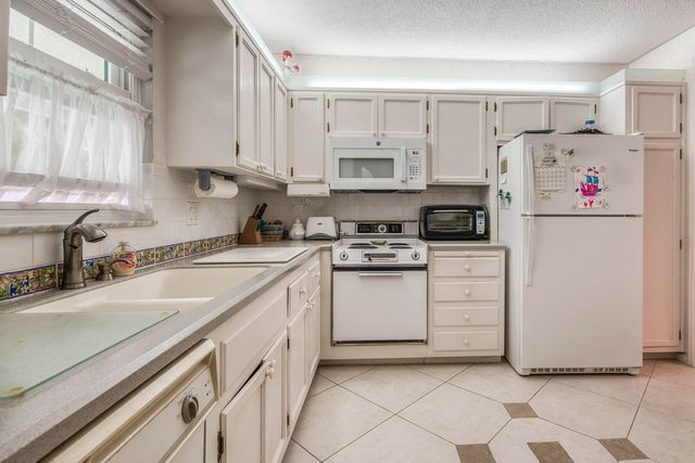 1201 N Sugar Sands Boulevard 11, Singer Island, FL 33404