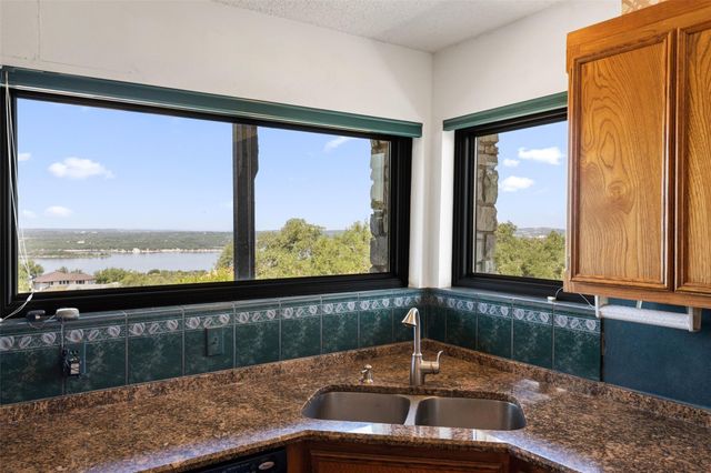 4005 Paloma CIR, Lakeway, TX 78734