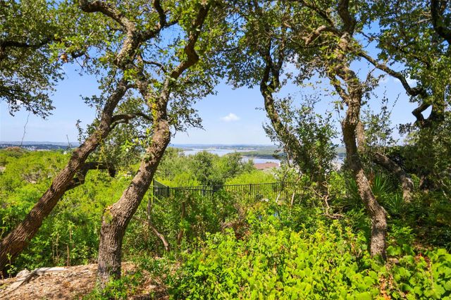 4005 Paloma CIR, Lakeway, TX 78734