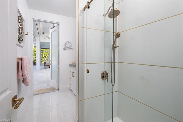 8037 Vera Cruz WAY, Naples, FL 34109