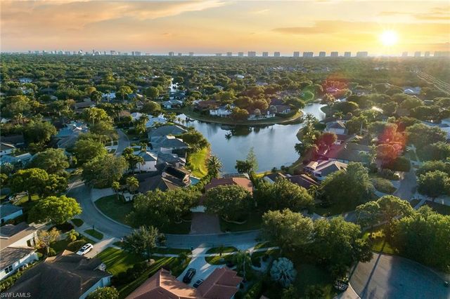 8037 Vera Cruz WAY, Naples, FL 34109