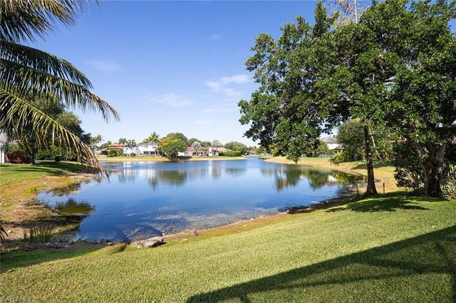 8037 Vera Cruz WAY, Naples, FL 34109