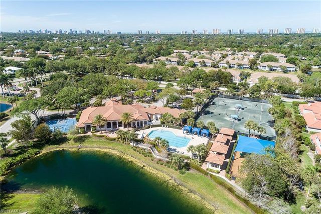 8037 Vera Cruz WAY, Naples, FL 34109