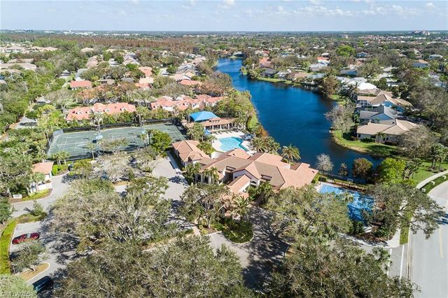 8037 Vera Cruz WAY, Naples, FL 34109